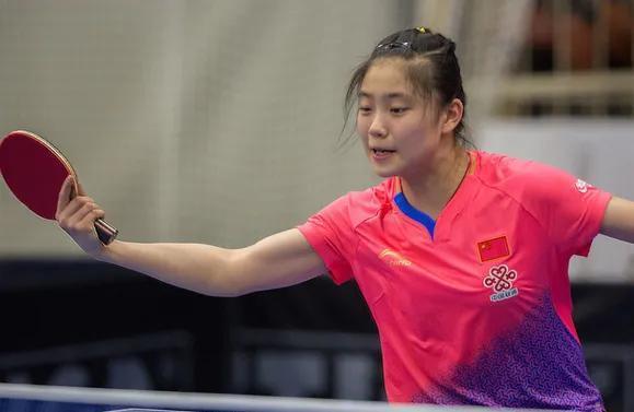 在决赛中迎 在决赛中迎